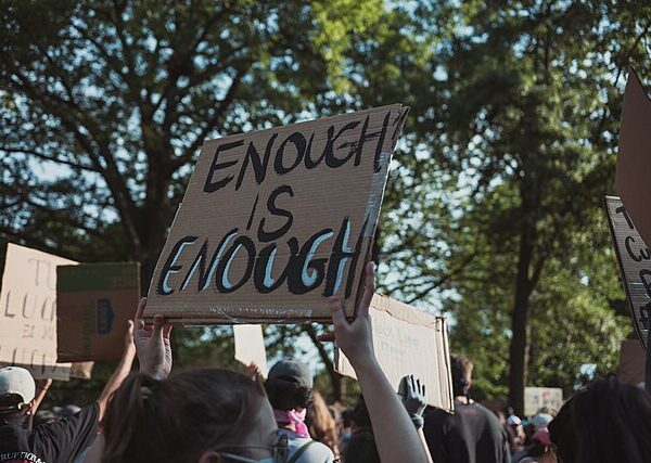 Paid protesters in Washington DC unrest near White House amid political tensions
